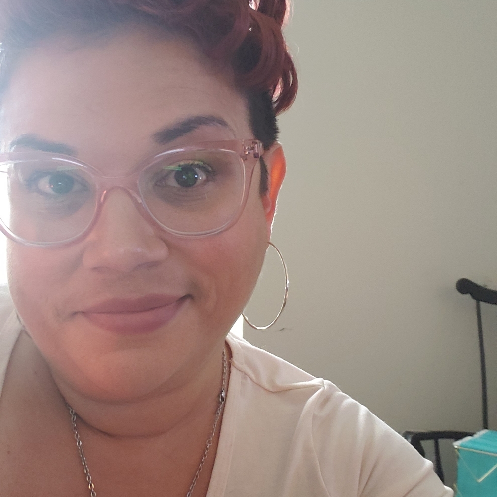 Meet your Posher, Crystal